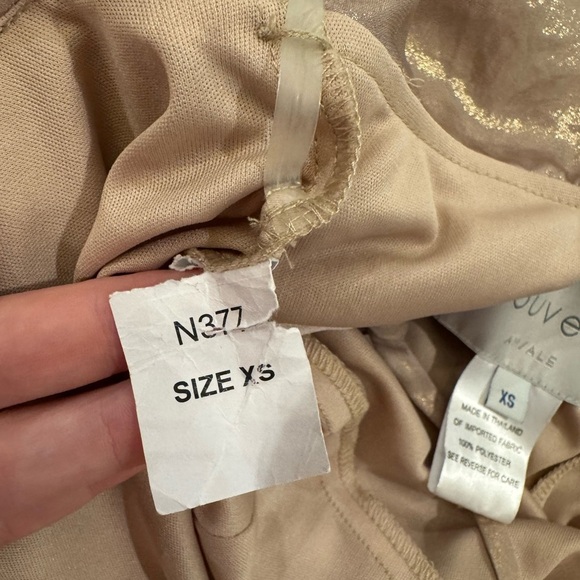 Nouvelle AMSALE Crushed Satin Popover Halter Gown gold elegant maxi - Picture 8 of 11